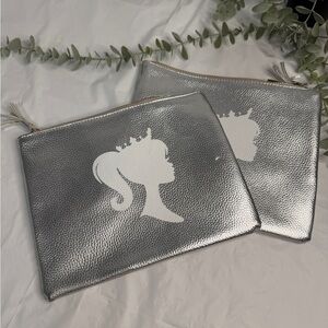 Set of 2 cosmetic bags with Silhouette design